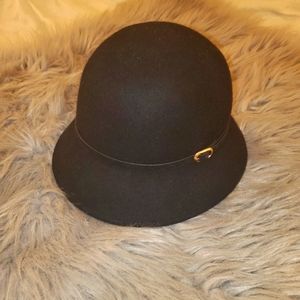 Nancy Drew style cloche hat H&M
